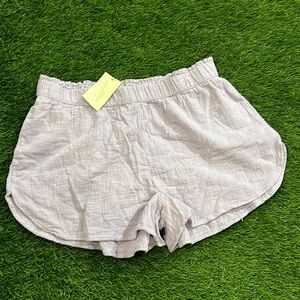 Women’s Universal Thread Shorts - NWT